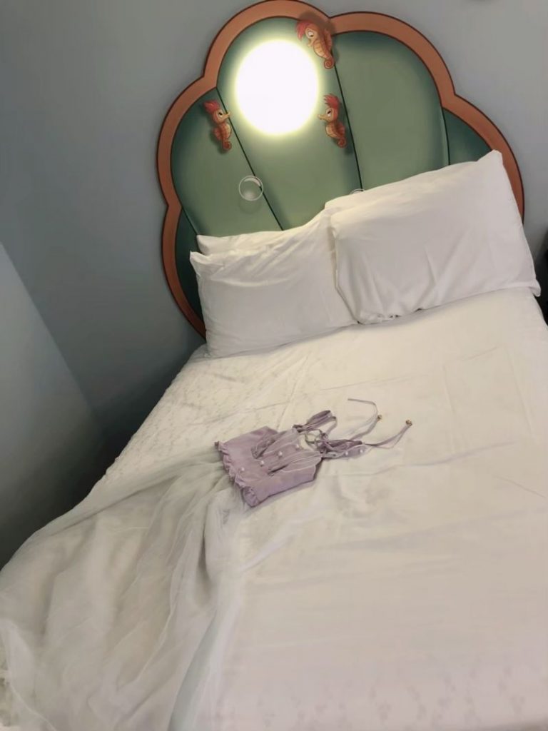 ベッド
