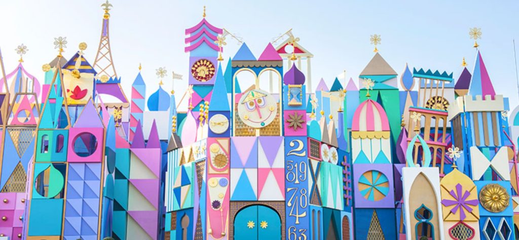 イッツアスモールワールド